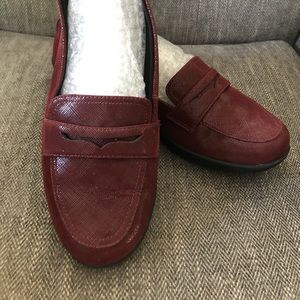 Shimmery Merlot Clark’s Cloudstepper Loafers
